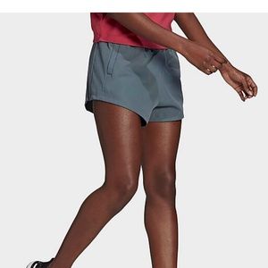 NWT adidas Women's Sportswear Summer Pack Shorts